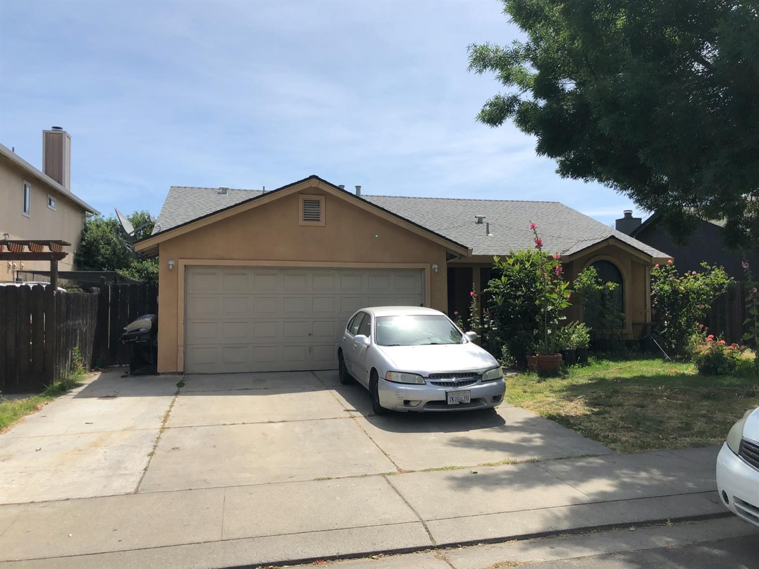 1824 Ipswich Avenue Modesto, CA 95358 - Photo 1 of 14