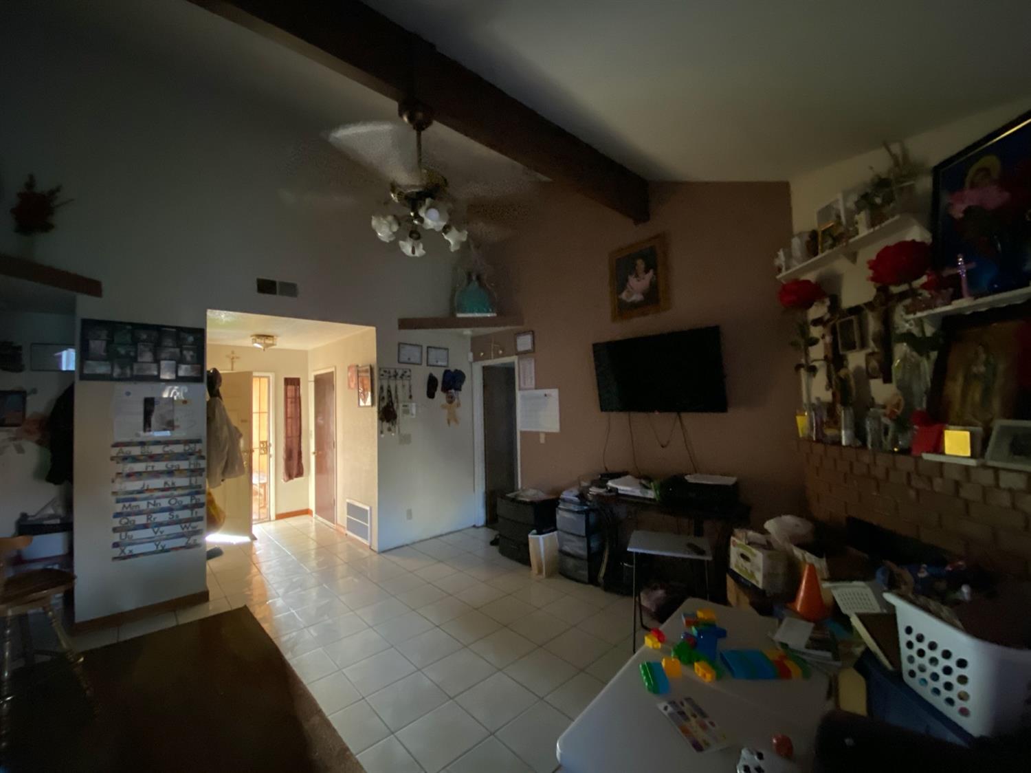 1824 Ipswich Avenue Modesto, CA 95358 - Photo 4 of 14