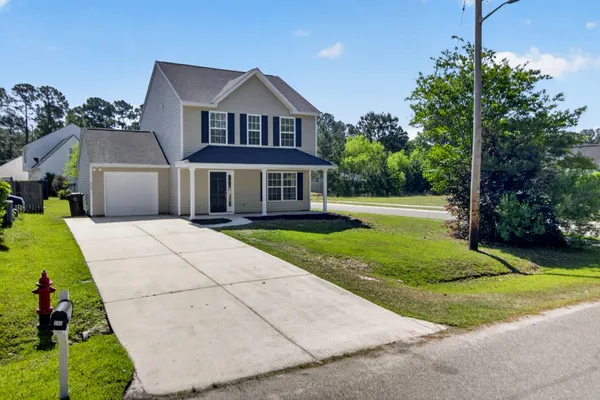 $274,900 | 250 White Street, Moncks Corner, SC 29461