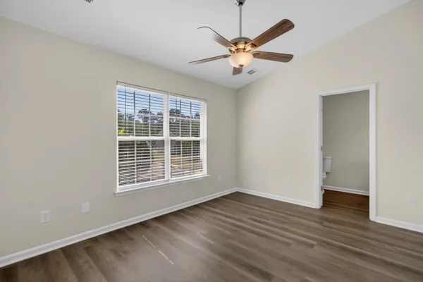 $274,900 | 250 White Street, Moncks Corner, SC 29461