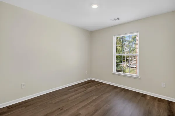 $274,900 | 250 White Street, Moncks Corner, SC 29461