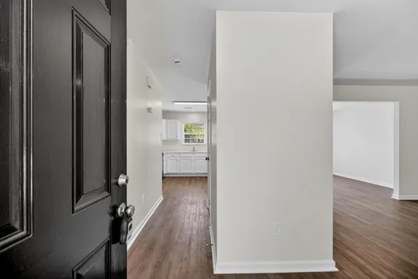 $274,900 | 250 White Street, Moncks Corner, SC 29461