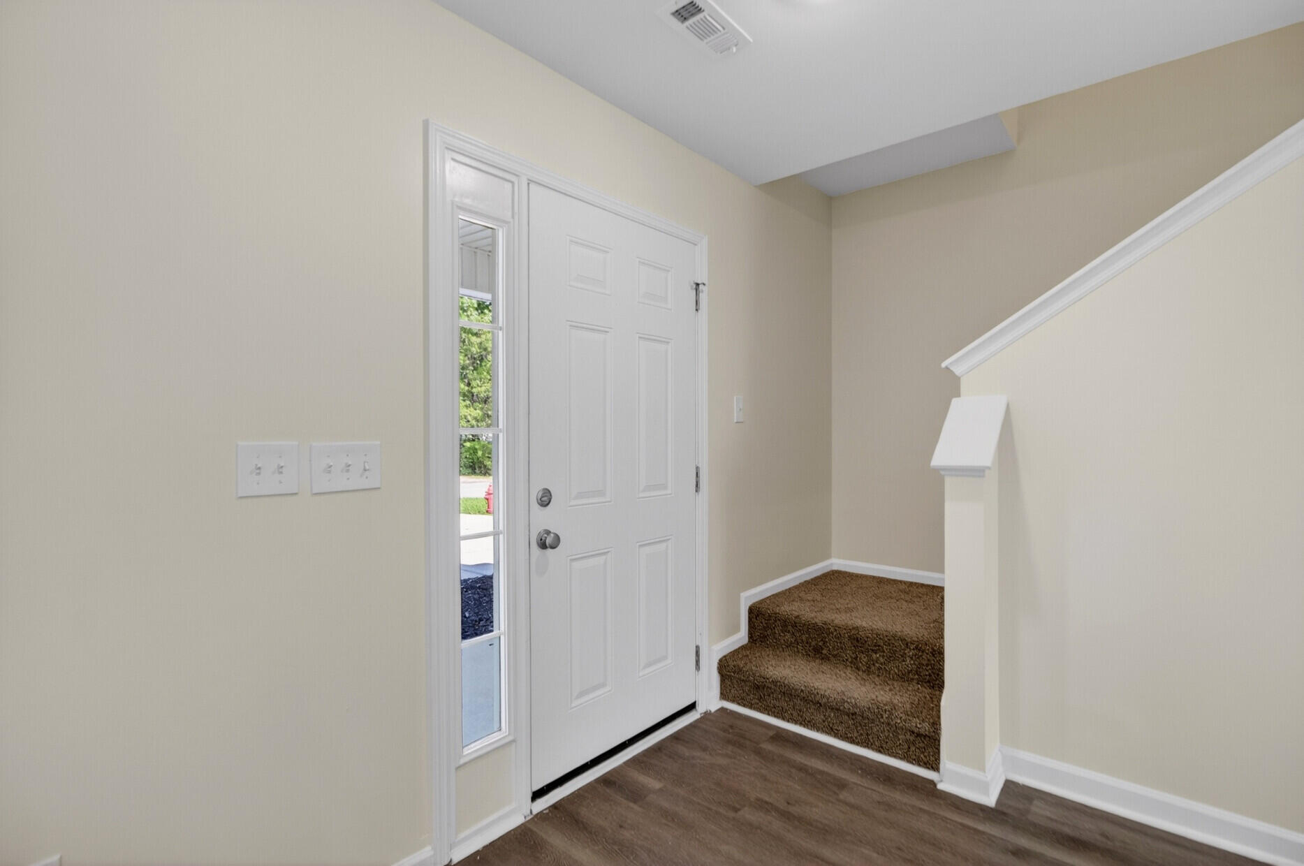 250 White Street Moncks Corner, SC 29461 - Photo 4 of 31 05___5_mls