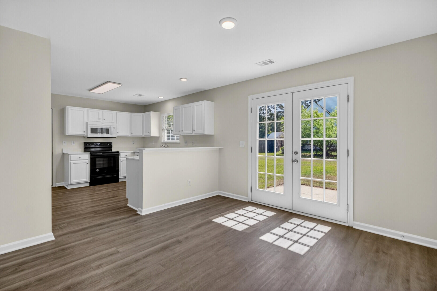 250 White Street Moncks Corner, SC 29461 - Photo 7 of 31 08___8_mls