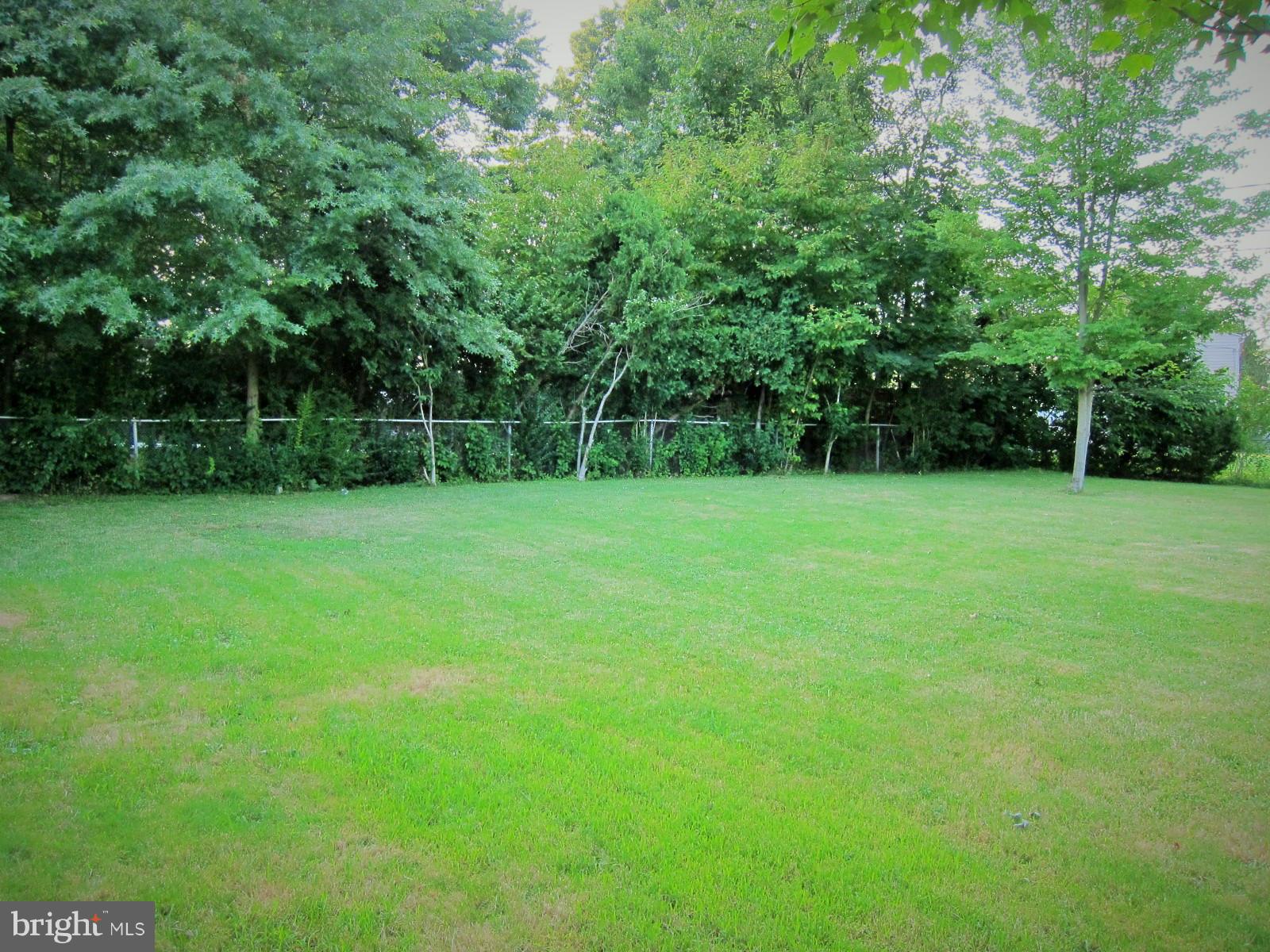 1918 Hanson Road Edgewood, MD 21040 - Photo 2 of 28 Huge Level Backyard!