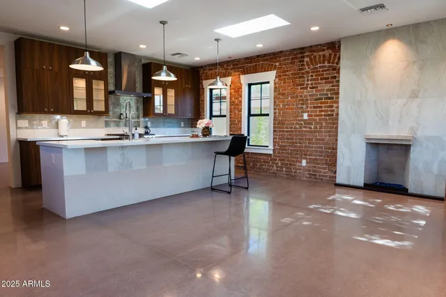 $899,999 | 914 East Sheridan Street, Phoenix, AZ 85006