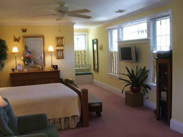 124 Arden Road Columbus, OH 43214 - Photo 4 of 10 Gallery Image 4