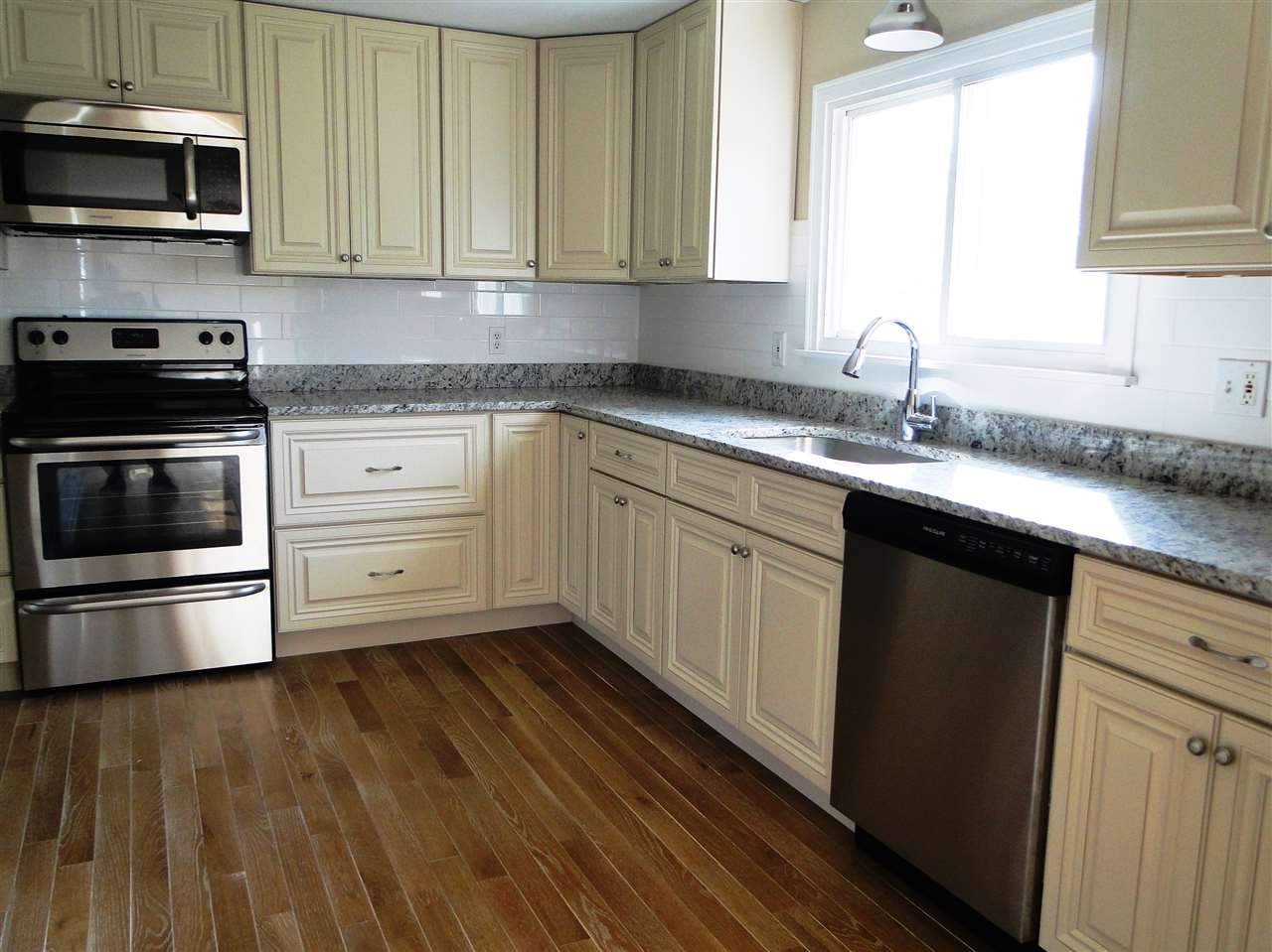 287 Liberty Hill Road Gilford, NH 03249 - Photo 7 of 34