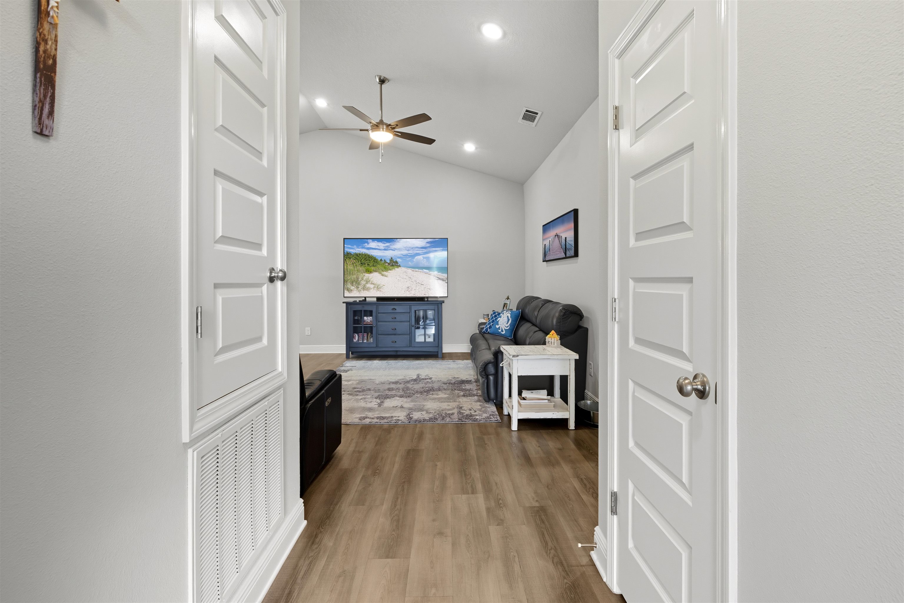 3142 Pinewood Circle Lillian, AL 36549 - Photo 11 of 50 Hallway