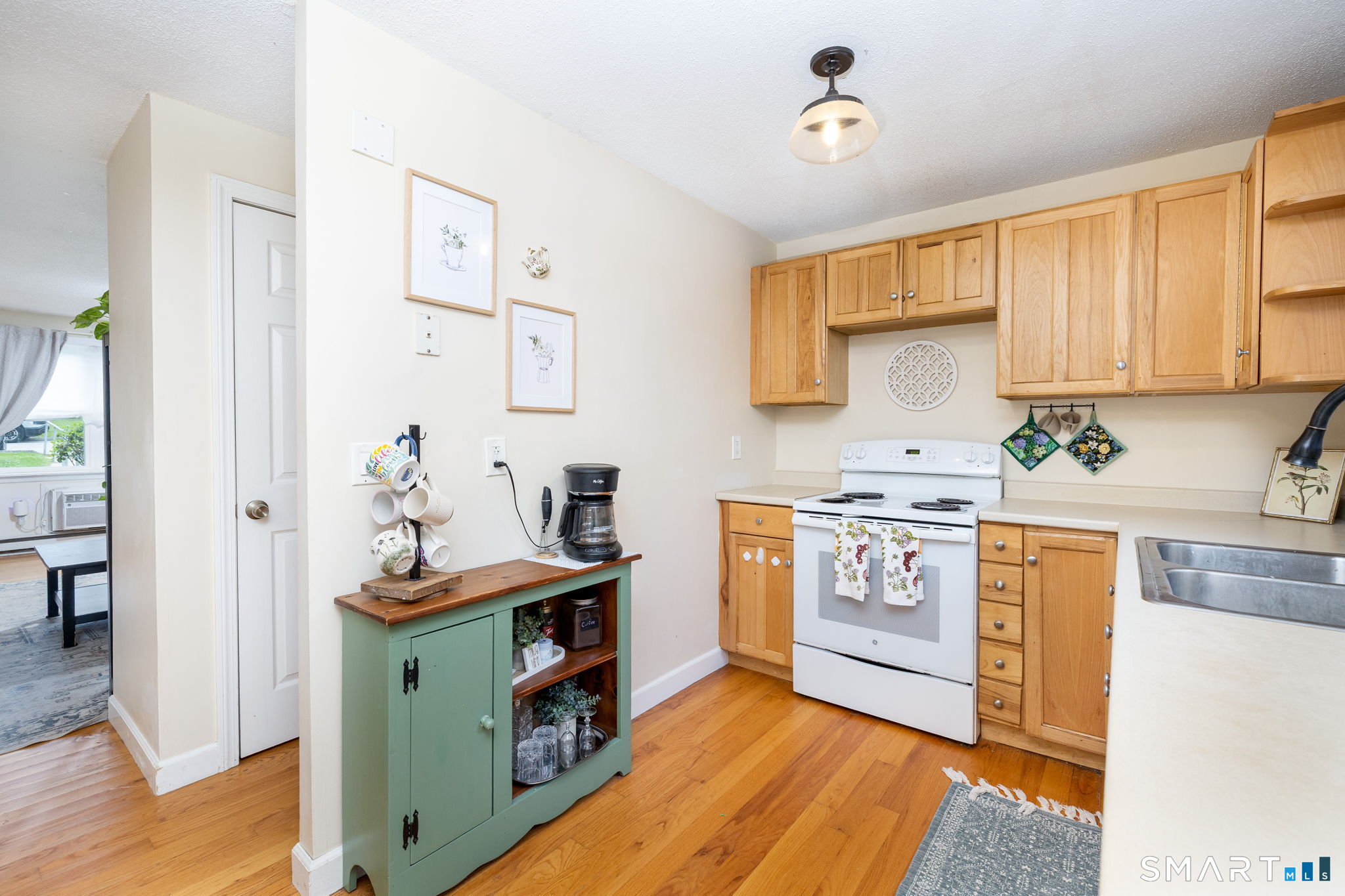 80 Wellswood Road, Unit 15 Hebron, CT 06231 - Photo 6 of 25