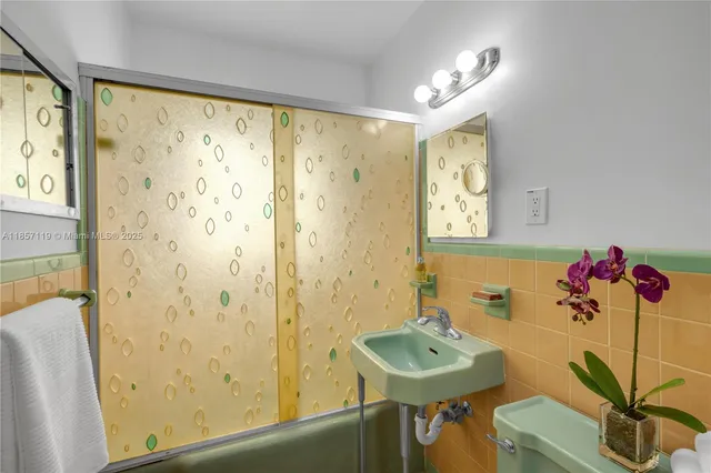 $1,400,000 | 236 Candia Avenue, Coral Gables, FL 33134