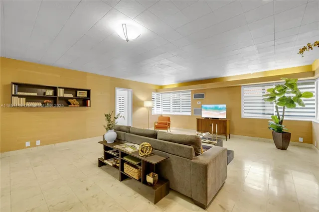 $1,400,000 | 236 Candia Avenue, Coral Gables, FL 33134