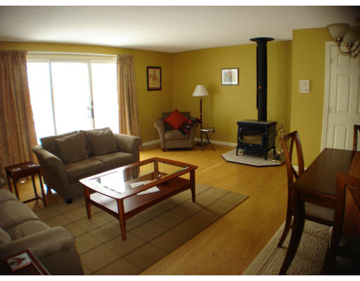 60 Abington Road, Unit 60 Danvers, MA 01923 - Photo 2 of 14 Gallery Image 2
