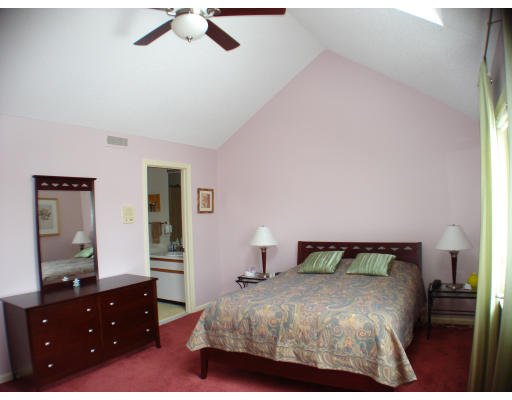 60 Abington Road, Unit 60 Danvers, MA 01923 - Photo 7 of 14 Gallery Image 7