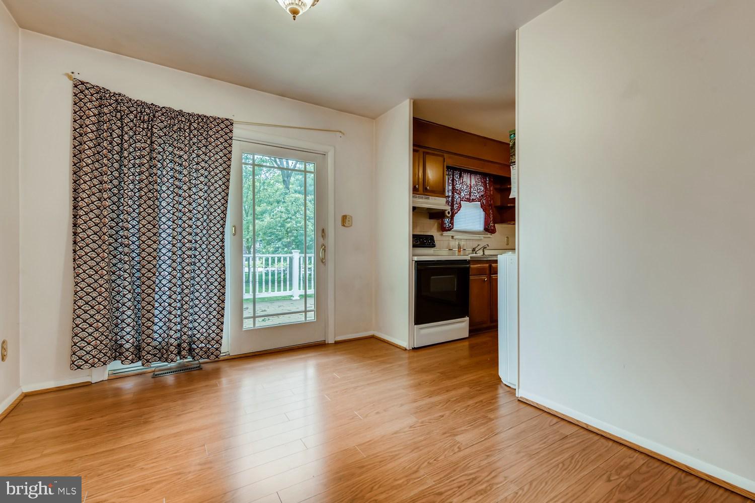 254 Magothy Bridge Road Pasadena, MD 21122 - Photo 12 of 32