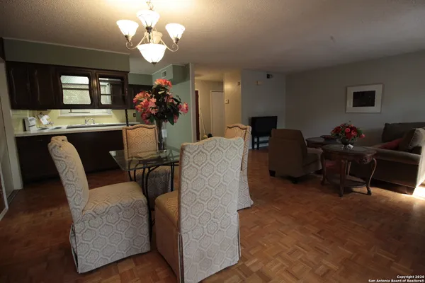 $1,595 | 6515 Joline Lane, San Antonio, TX 78218