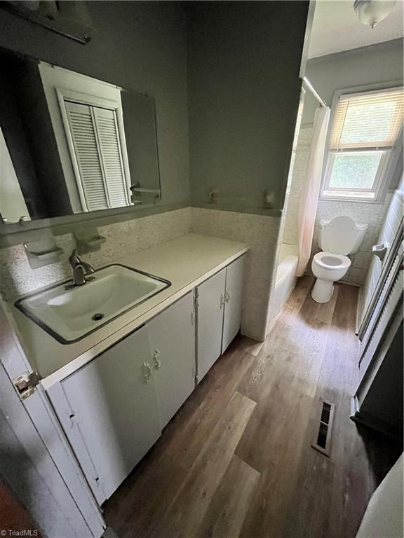 904 Jefferson Street High Point, NC 27260 - Photo 9 of 12 Gallery Image 9