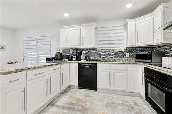 $3,800 | 1015 Roselawn Street, Metairie, LA 70001