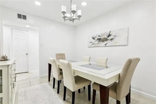 $3,800 | 1015 Roselawn Street, Metairie, LA 70001