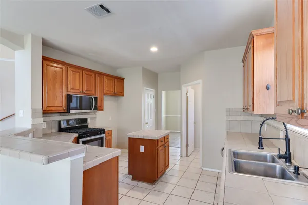 $2,695 | 2408 Cranberry Cove, Cedar Park, TX 78613