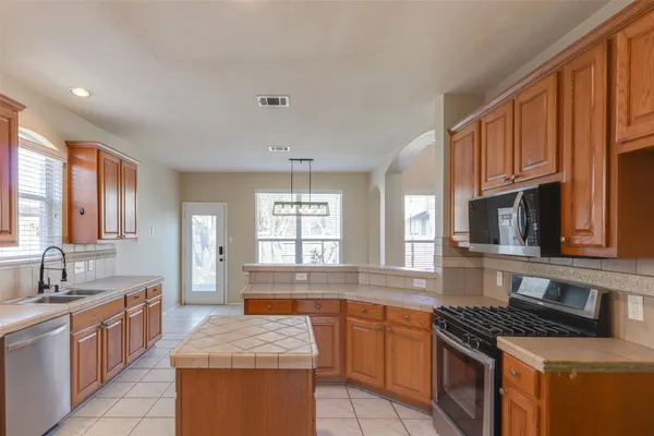 $2,695 | 2408 Cranberry Cove, Cedar Park, TX 78613