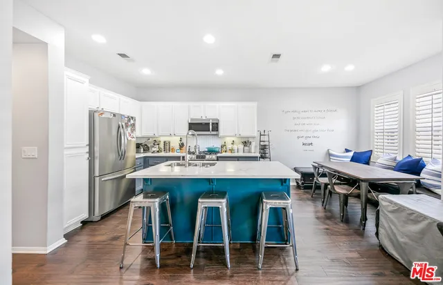 $699,000 | 26828 Willow Creek Lane, Unit 23, Valencia, CA 91355