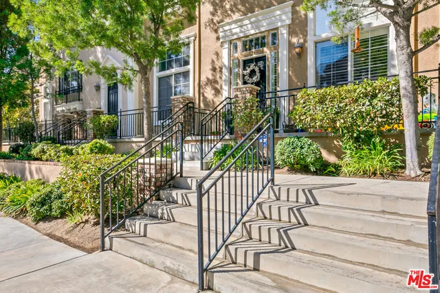 $699,000 | 26828 Willow Creek Lane, Unit 23, Valencia, CA 91355