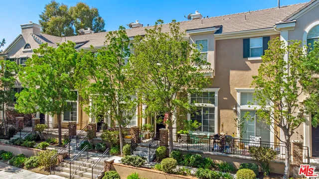 $699,000 | 26828 Willow Creek Lane, Unit 23, Valencia, CA 91355