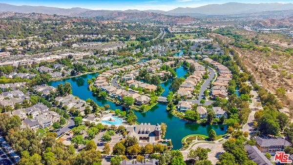 $674,000 | 26828 Willow Creek Lane, Unit 23, Valencia, CA 91355