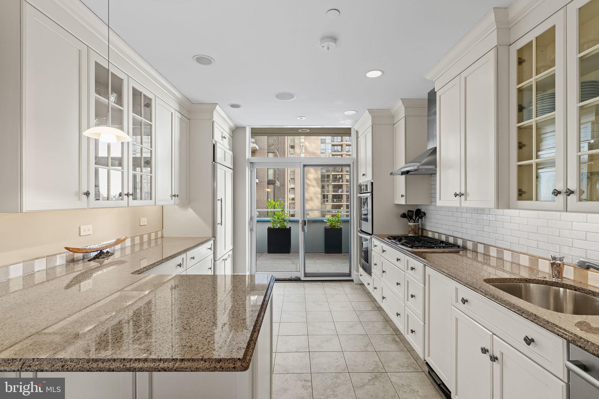 227 South 6th Street, Unit PE Philadelphia, PA 19106 - Photo 11 of 24 Kitchen