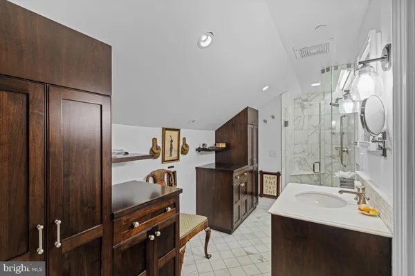 $3,375,000 | 227 South 6th Street, Unit PE, Philadelphia, PA 19106