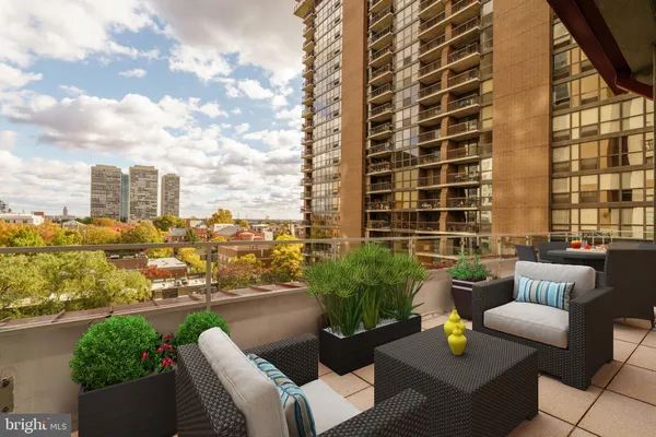 $3,375,000 | 227 South 6th Street, Unit PE, Philadelphia, PA 19106