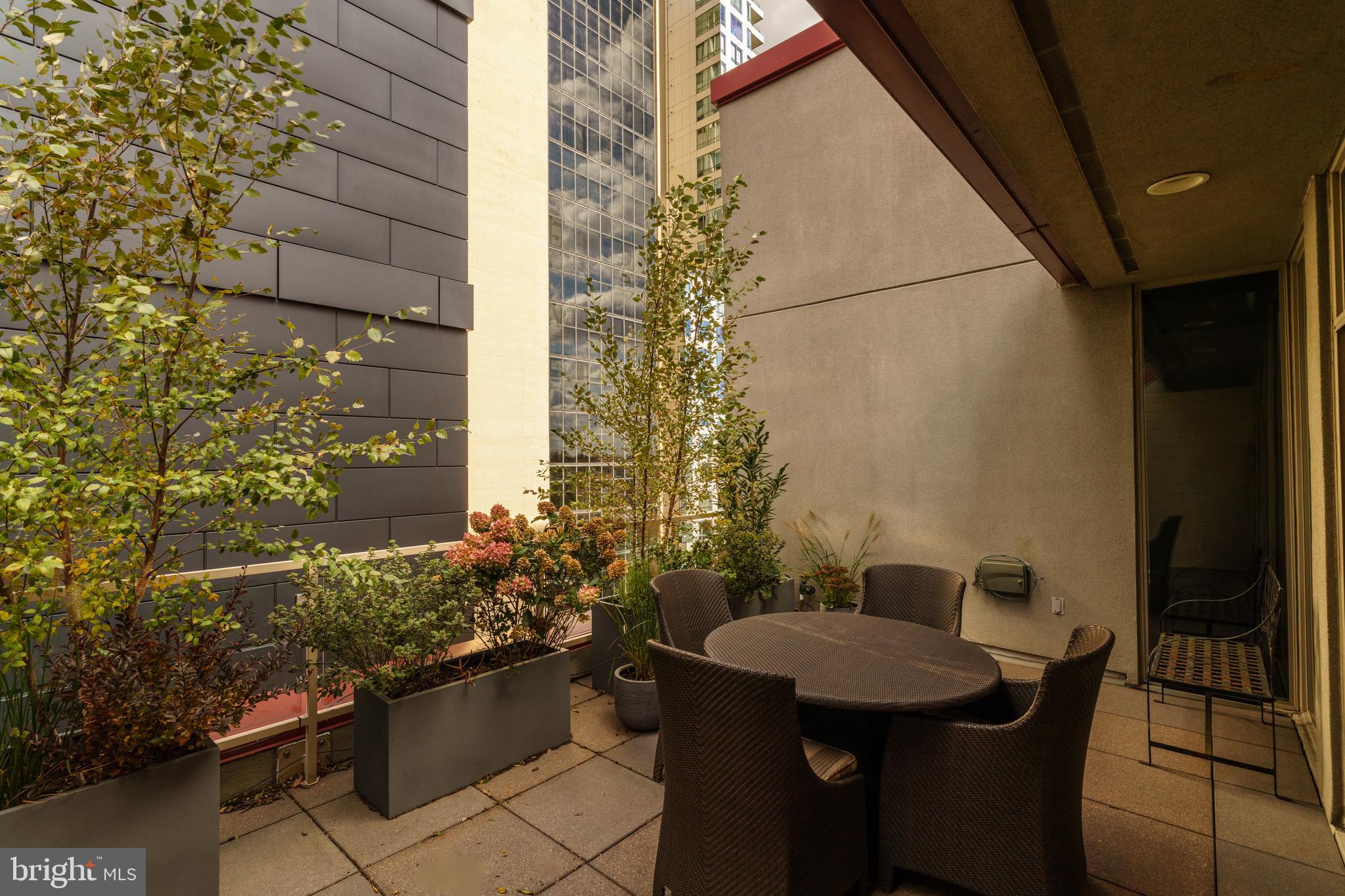 227 South 6th Street, Unit PE Philadelphia, PA 19106 - Photo 3 of 24 Private balcony