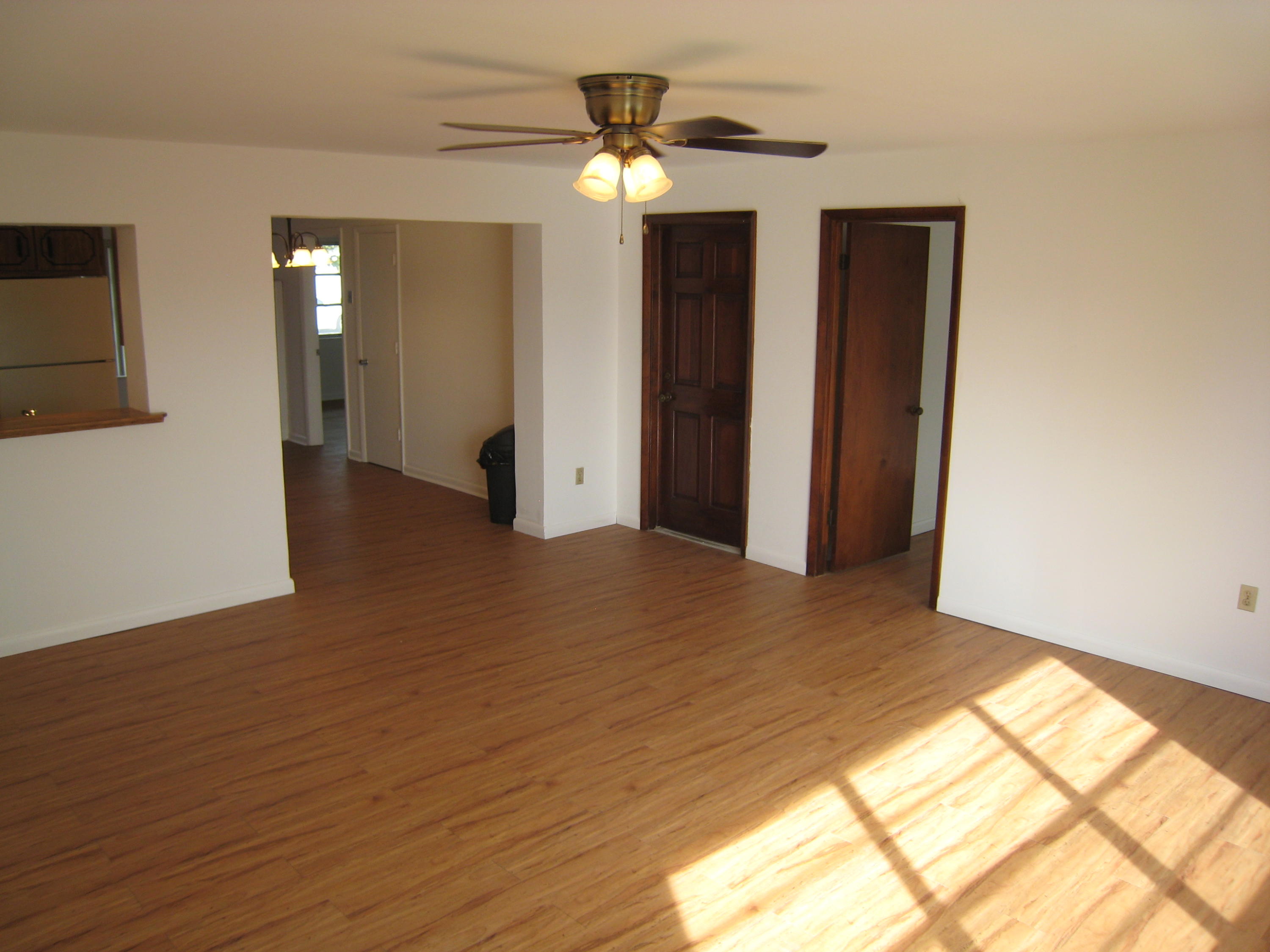 321 Masters Road Lake Worth, FL 33461 - Photo 10 of 21 Family room