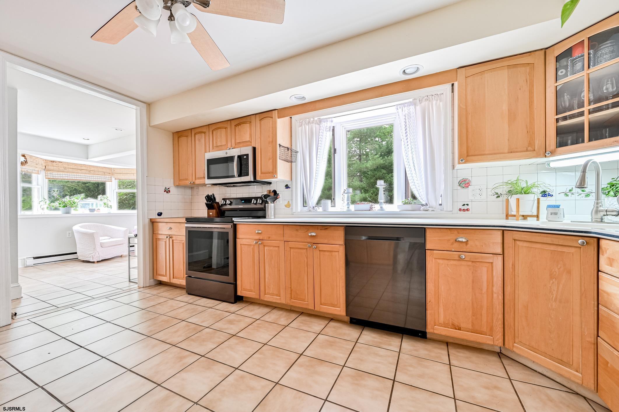 1005 Bartlett Avenue Linwood, NJ 08221 - Photo 9 of 33