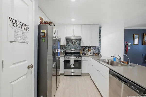 $2,000 | 14113 Swine Place, San Antonio, TX 78252