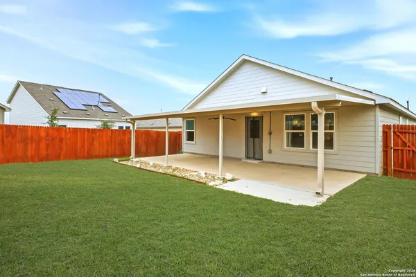 $2,000 | 14113 Swine Place, San Antonio, TX 78252