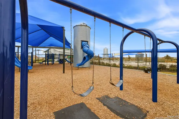 $2,000 | 14113 Swine Place, San Antonio, TX 78252