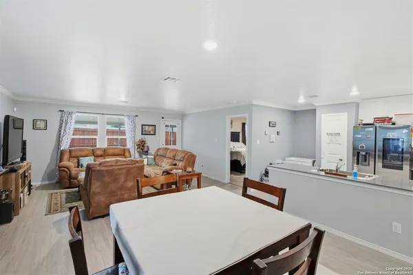 $2,000 | 14113 Swine Place, San Antonio, TX 78252