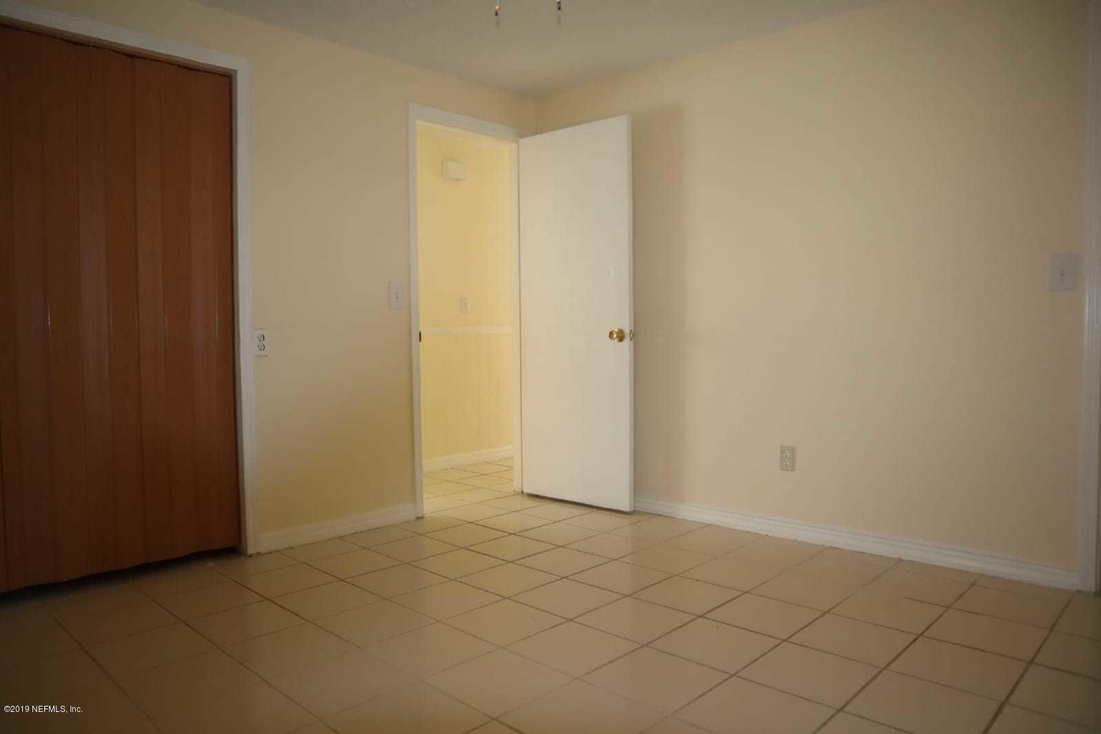 10757 Mareeba Road Jacksonville, FL 32246 - Photo 13 of 22 PHOTO-2019-11-24-17-35-09_1