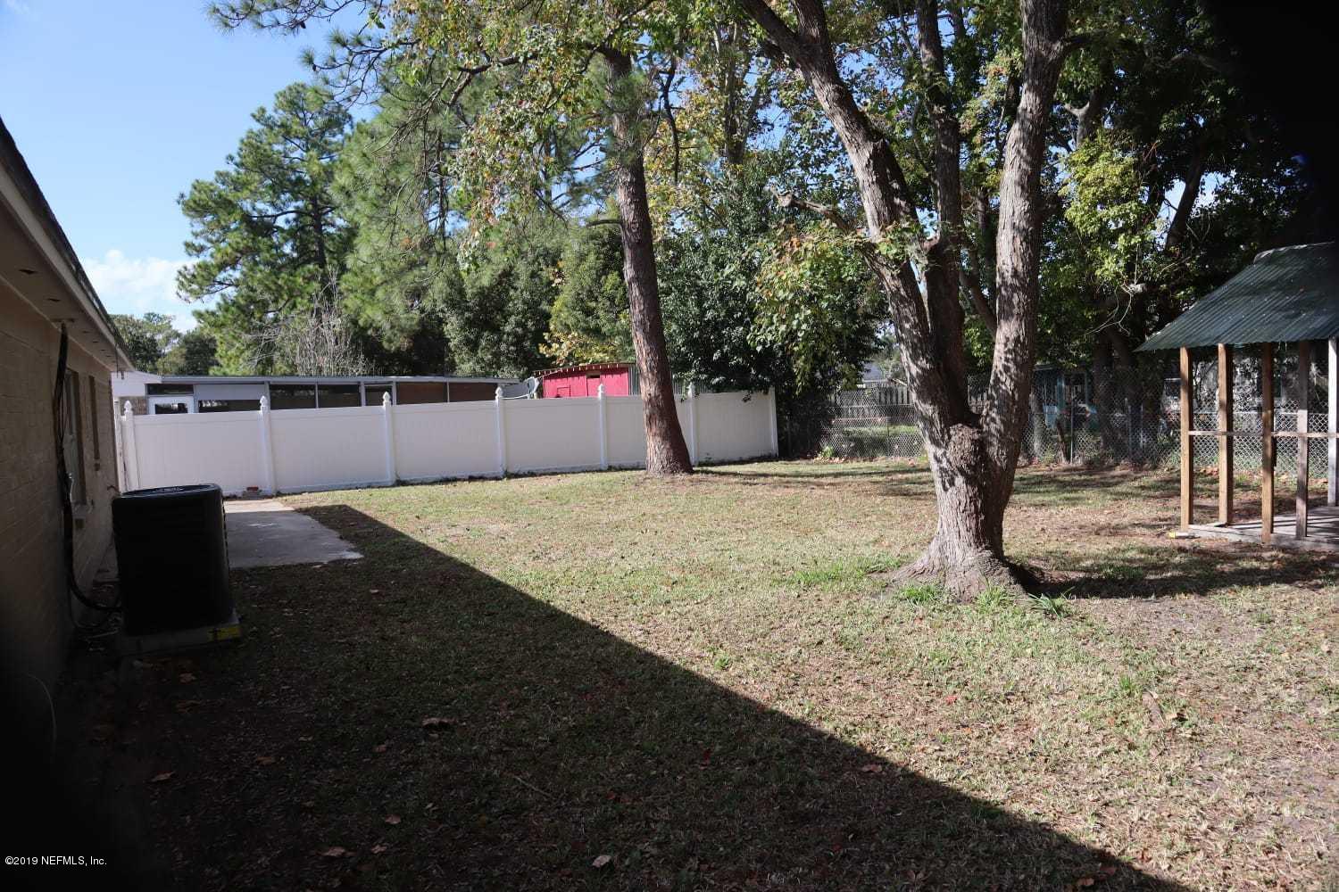 10757 Mareeba Road Jacksonville, FL 32246 - Photo 20 of 22 PHOTO-2019-11-23-14-38-34