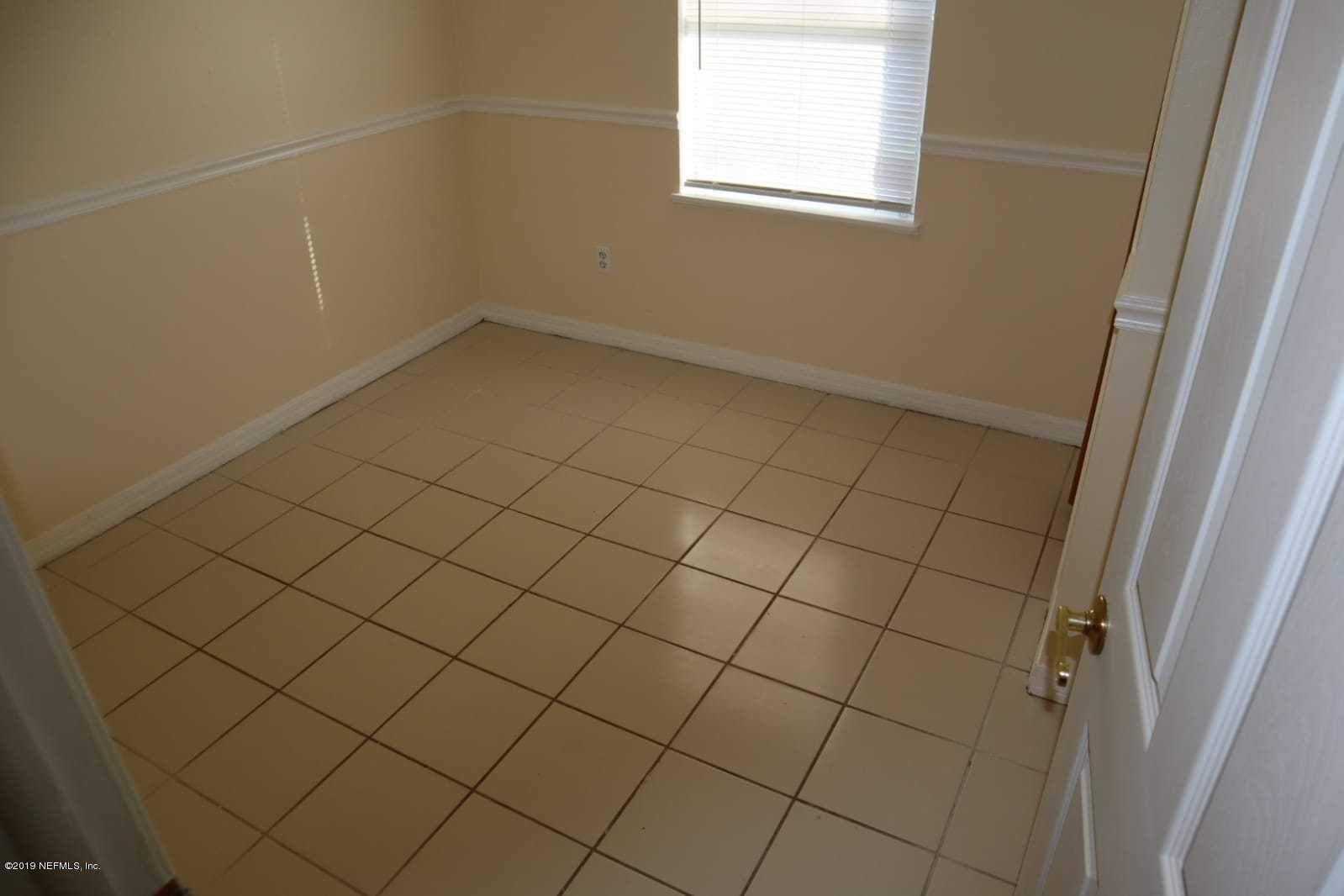 10757 Mareeba Road Jacksonville, FL 32246 - Photo 10 of 22 PHOTO-2019-11-24-17-35-39_1