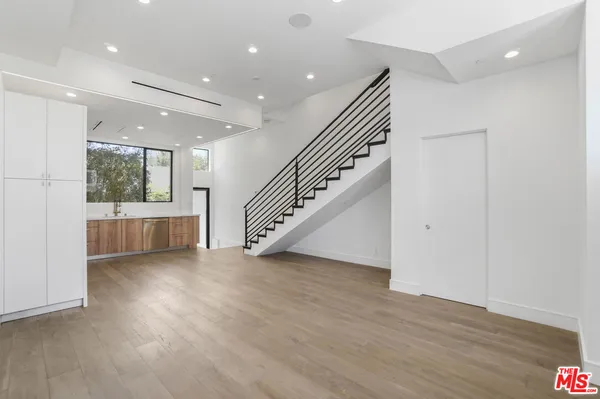 $5,700 | 1447 North Martel Avenue, Los Angeles, CA 90046