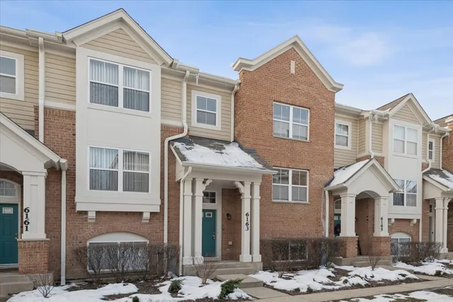 $3,400 | 6163 Mayfair Avenue, Morton Grove, IL 60053