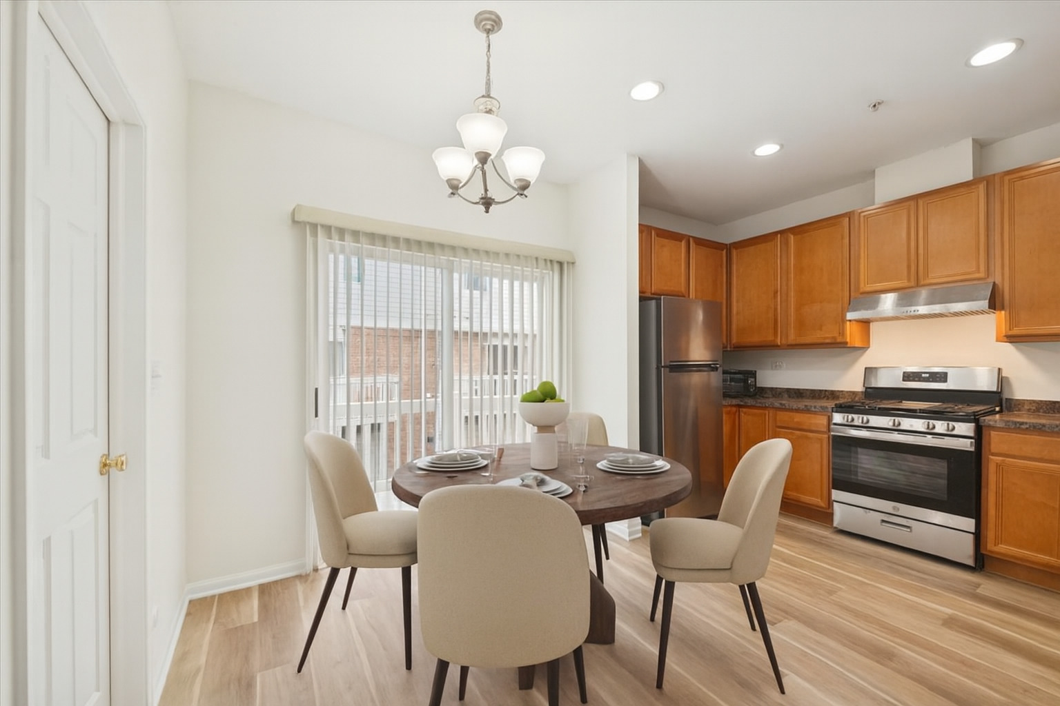 6163 Mayfair Avenue Morton Grove, IL 60053 - Photo 3 of 13