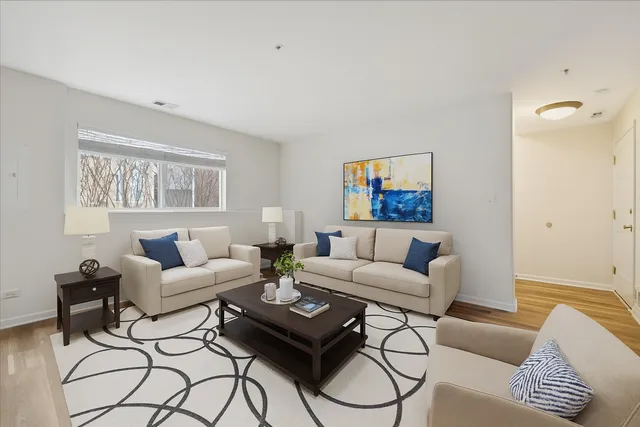 $3,400 | 6163 Mayfair Avenue, Morton Grove, IL 60053