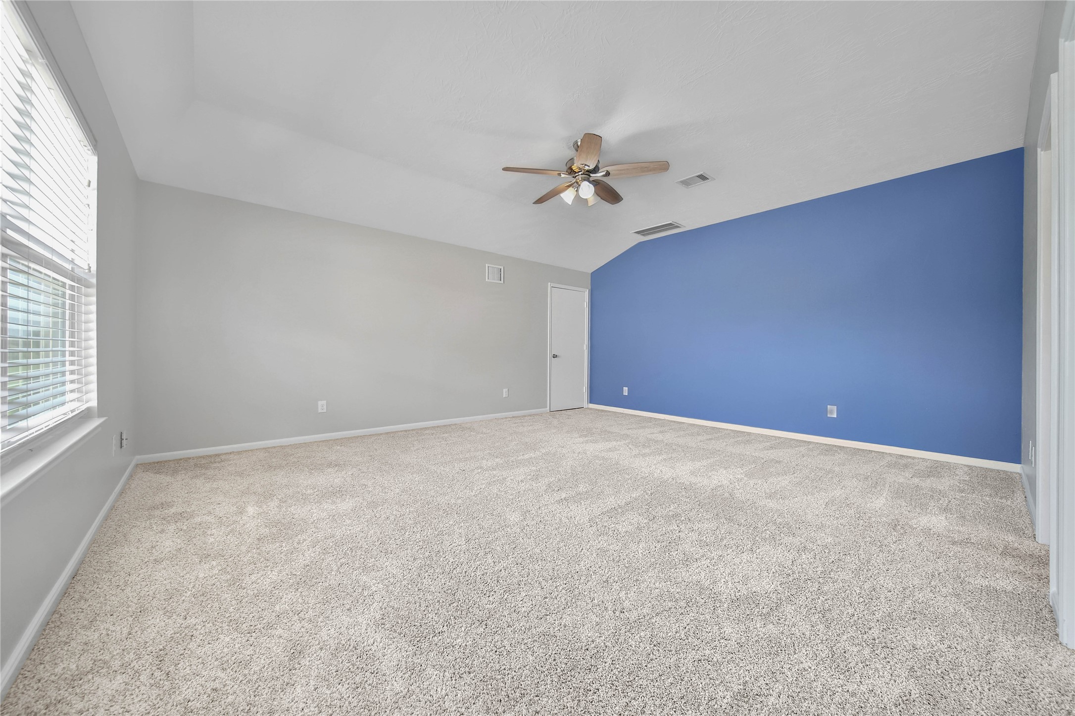 22534 Lavaca Ranch Lane Katy, TX 77449 - Photo 27 of 33 2nd primary bedroom, upstairs (or gameroom)