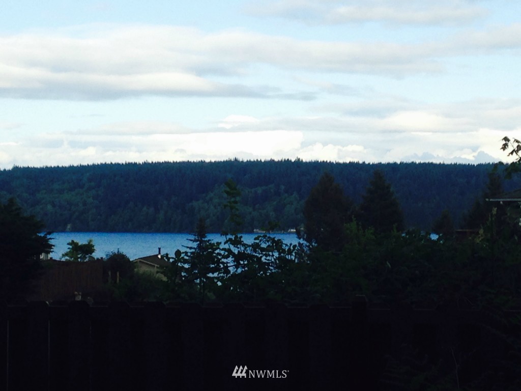 14637 Starr Road Southeast Olalla, WA 98359 - Photo 2 of 24 Gallery Image 2
