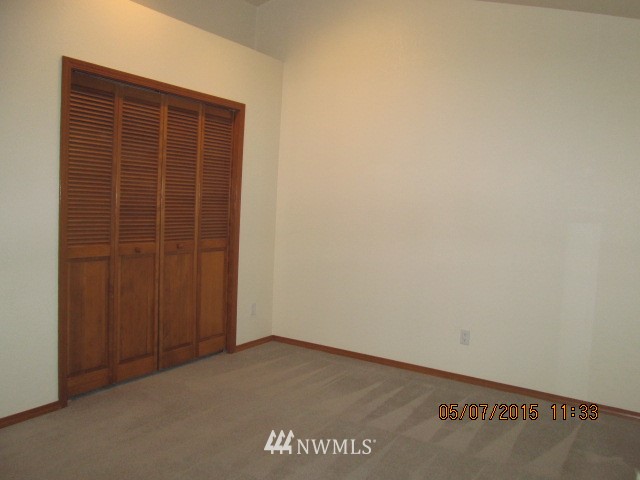 14637 Starr Road Southeast Olalla, WA 98359 - Photo 12 of 24 Gallery Image 12
