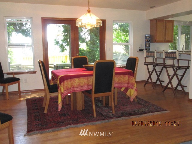 14637 Starr Road Southeast Olalla, WA 98359 - Photo 6 of 24 Gallery Image 6